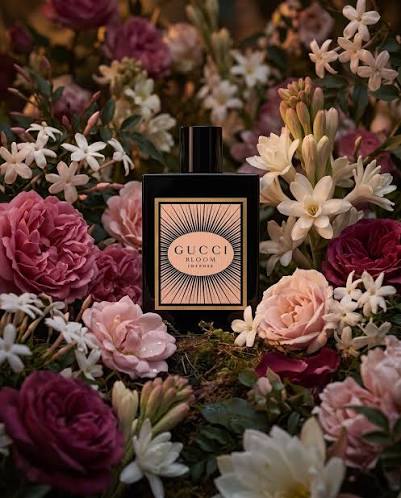 Gucci Perfume for Men, Women & Unisex